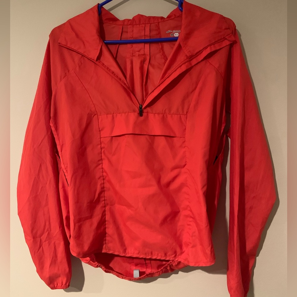 Women’s Brooks Cascadia Running Shell - Red - Picture 2 of 6